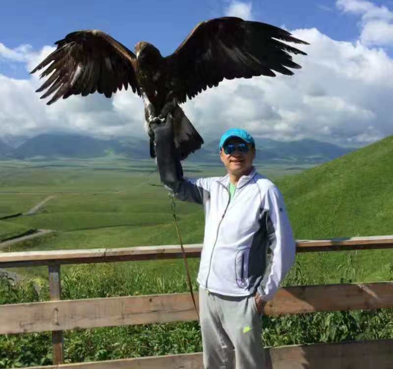 怀抱清风的第一张照片--西安残疾人相亲网