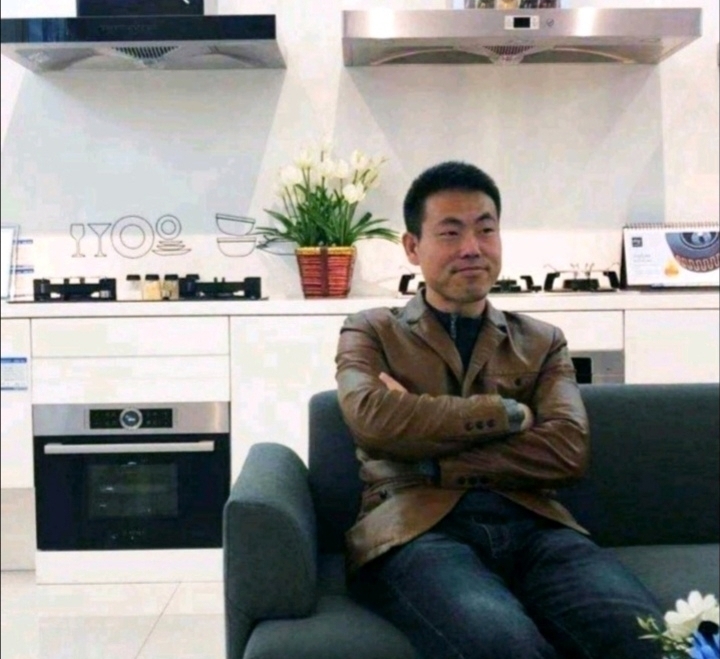 奋斗的执着的第一张照片--西安残疾人相亲网