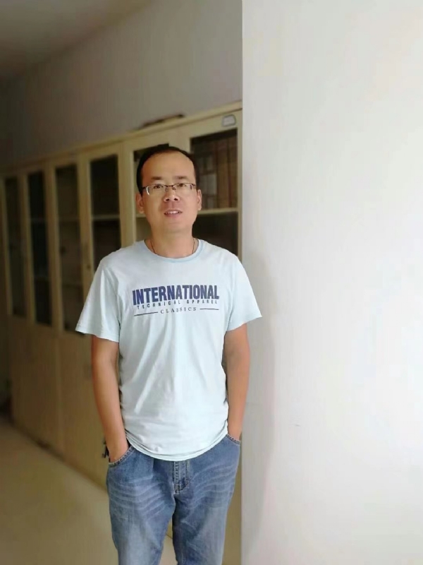 黄土麦田的第二张照片--西安残疾人相亲网